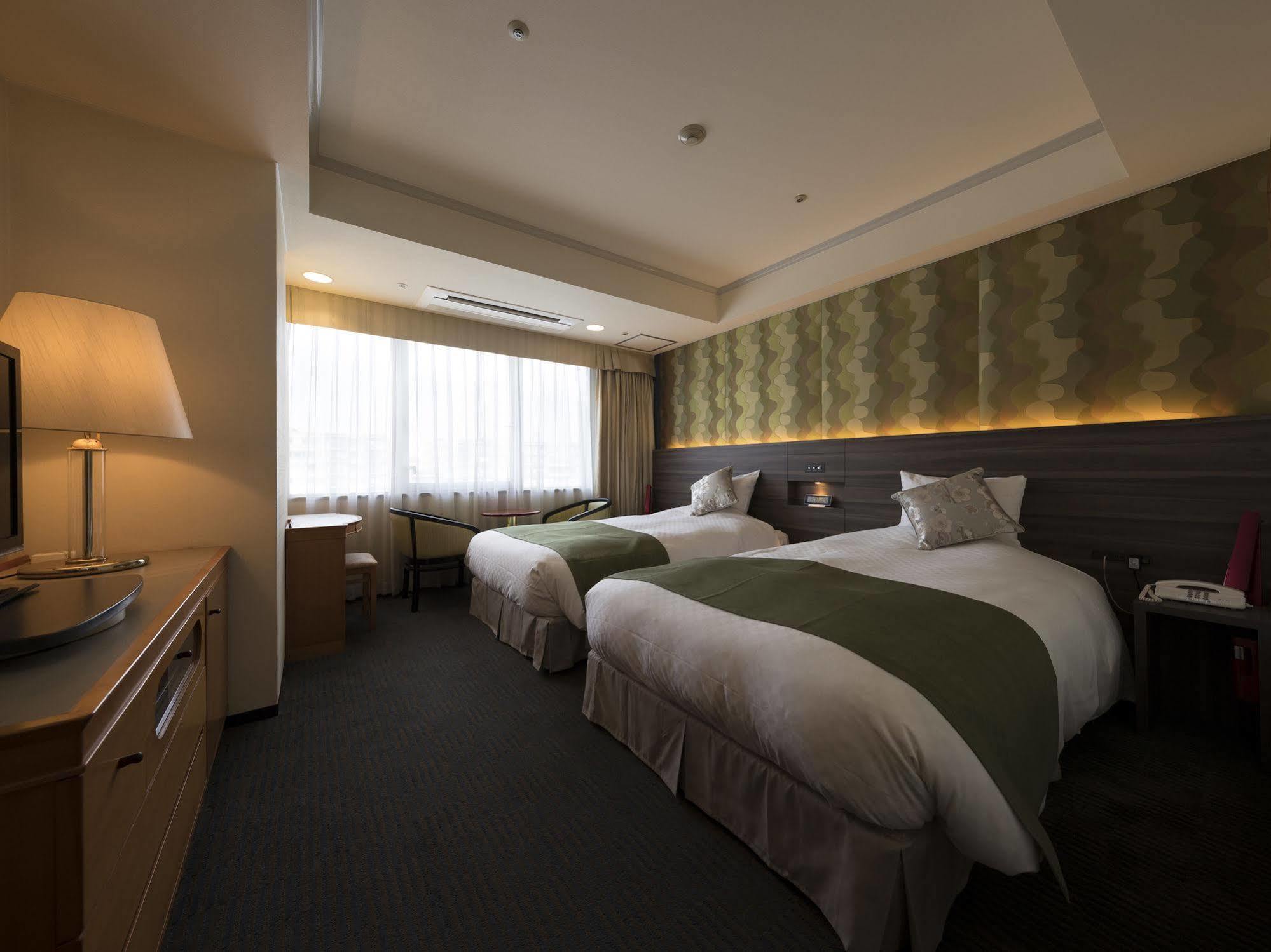Kkr Hotel Кумамото Екстер'єр фото